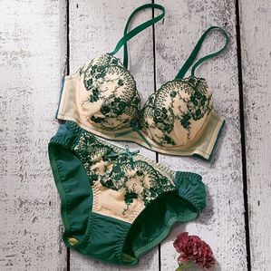 YU'NOW（ユナウ）の「プチプラブラ＆ショーツセット（ブラジャー＆ショーツセット）」｜グリーン系アーチレース