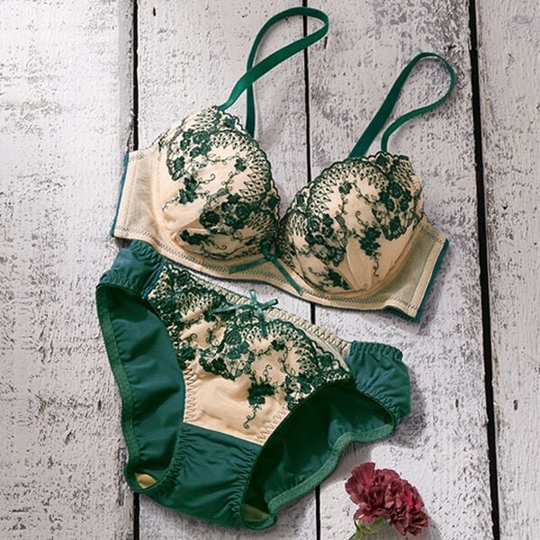 YU'NOW（ユナウ）の「プチプラブラ＆ショーツセット（ブラジャー＆ショーツセット）」｜グリーン系アーチレース