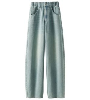 BELLUNA（ベルーナ）の「オシャレに見えるカーブデニムパンツ（ワイドパンツ・ガウチョ）」｜サックス