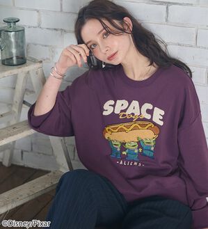 BELLUNA（ベルーナ）の「＜Ｄｉｓｎｅｙ＞【リトルグリーンメン】サガラ刺しゅう裏毛トレーナー（トレーナー・スウェット）」｜詳細画像