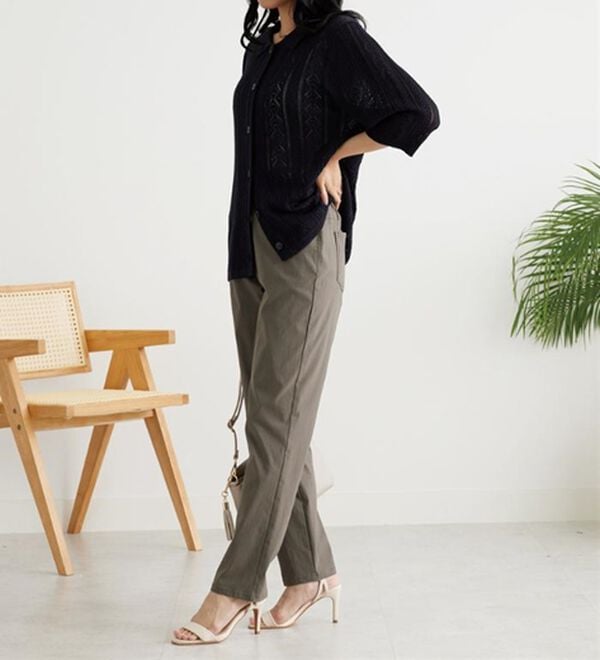 BELLUNA（ベルーナ）の「冷感ピケストレッチ素材スリムパンツ（フルレングスパンツ）」｜詳細画像