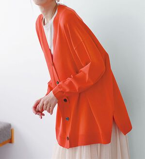 RANAN（ラナン）の「洗える！キレイ見え！ワイドシルエットＶネックカーディガン（ニットカーディガン）」｜オレンジ