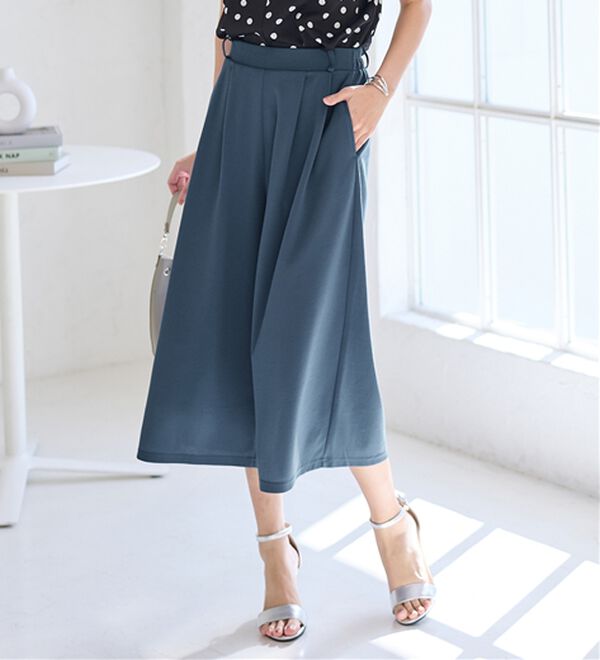 alotta（アロッタ）の「【４つの機能付】ひんやりドレープパンツ（ワイドパンツ・ガウチョ）」｜詳細画像