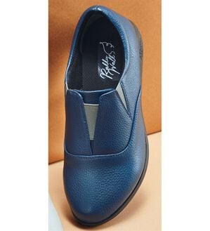 ルフラン（ルフラン）の「ラックウォーク　Ｖカット甲ゴムスリッポン（スリッポン）」｜ネイビー