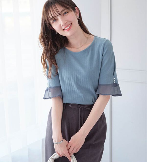 alotta（アロッタ）の「パール調ボタン付テレコリブトップス（カットソー）」｜詳細画像