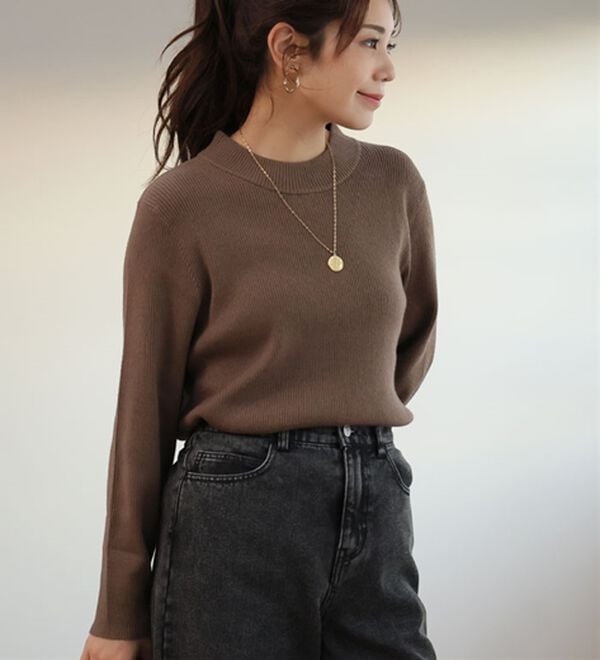 A HAPPY MARILYN（アハッピーマリリン）の「【Ｌ～６Ｌ】モックネック／ハイネックから選べる Ｔシャツ感覚で着られる（もっちりｖｅｒ）リブニット（ニット・セーター）」｜詳細画像