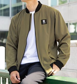 「＜ケー・スイス＞ストレッチライトＭＡ－１ブルゾン（メンズブルゾン）」｜詳細画像