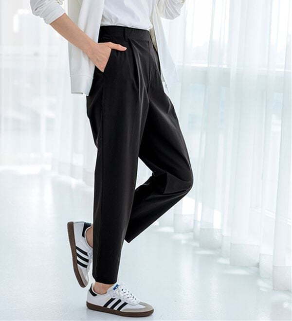 BELLUNA（ベルーナ）の「【接触冷感】シャリのび！速乾テーパードパンツ（テーパードパンツ）」｜詳細画像