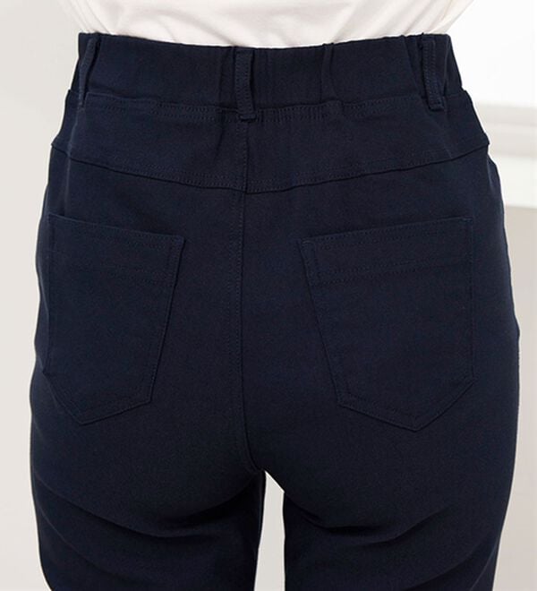 BELLUNA（ベルーナ）の「裏起毛ツイル素材ストレッチパンツ（フルレングスパンツ）」｜詳細画像