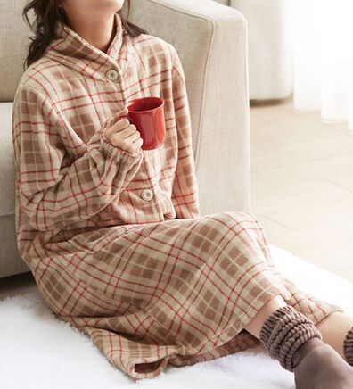 LAVIENNE（ラヴィエンヌ）の「からだすっぽり着るブランケット（パジャマ・ルームウェア）」