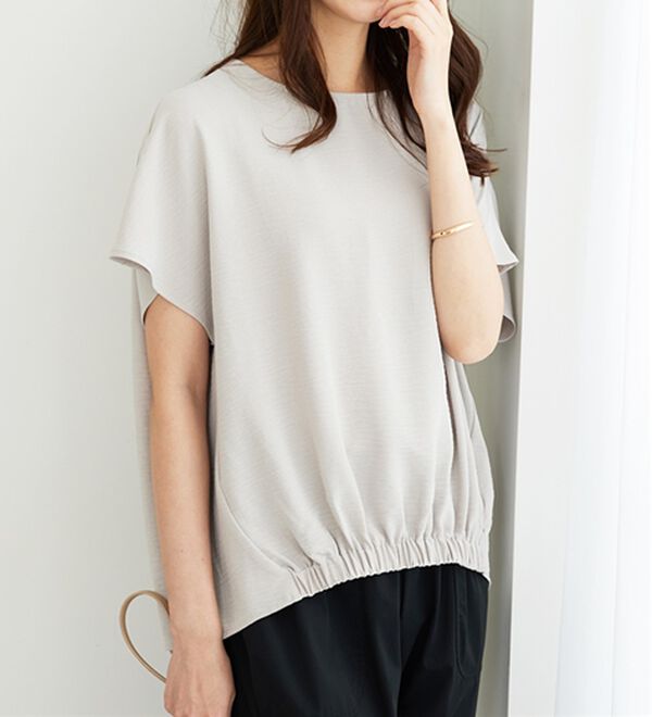 BELLUNA（ベルーナ）の「【2つの機能付き】お手入れ楽々！裾ギャザープルオーバー（ブラウス）」｜詳細画像