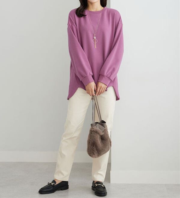 BELLUNA（ベルーナ）の「ふわふわ裏ファーゆったりプルオーバー（カットソー）」｜詳細画像