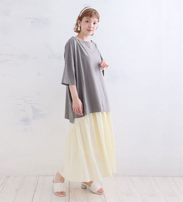 A HAPPY MARILYN（アハッピーマリリン）の「【視覚効果で細魅せシリーズ】ゆったりシルエット プルオーバー（カットソー）」｜詳細画像