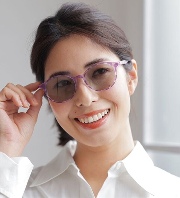 「目に優しい薄色偏光アイケアグラス（その他ファッション小物）」｜詳細画像