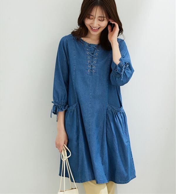 BELLUNA（ベルーナ）の「胸元レースアップデニムワンピース（その他ワンピース）」｜詳細画像