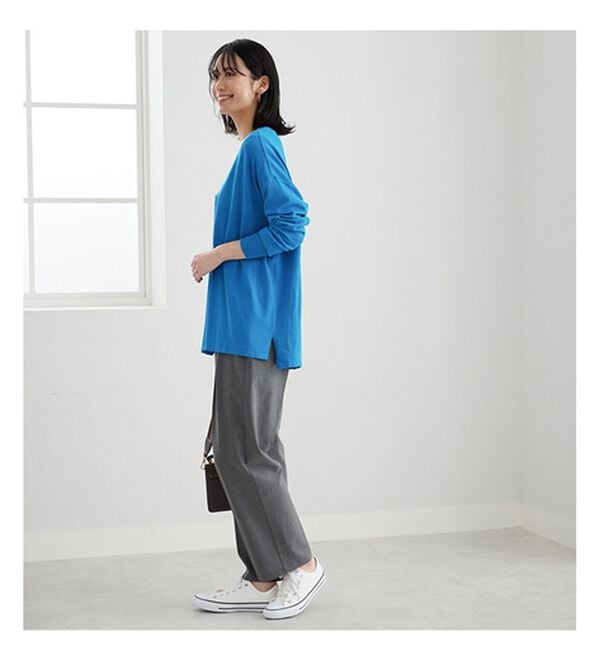 BELLUNA（ベルーナ）の「ボタン使いＶネックカーディガン（ニットカーディガン）」｜詳細画像