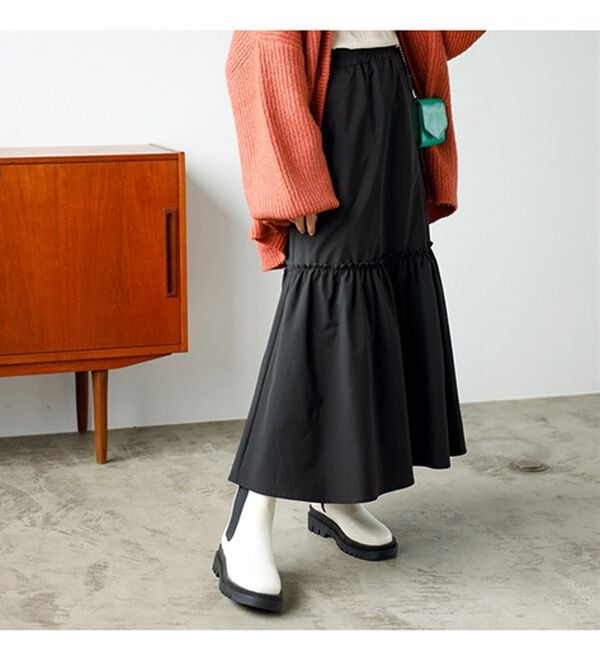 GeeRA（ジーラ）の「ギャザーティアードスカート（ロングスカート）」｜詳細画像