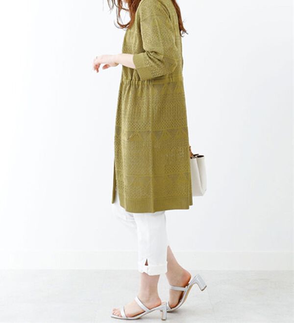 BELLUNA（ベルーナ）の「透かし編ニットロングカーディガン（ニットカーディガン）」｜詳細画像