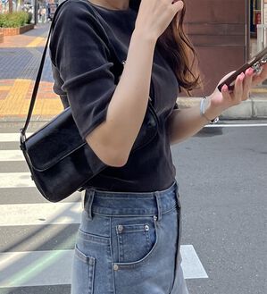 GeeRA（ジーラ）の「ベロアバックオープンカットソー（カットソー）」｜グレー