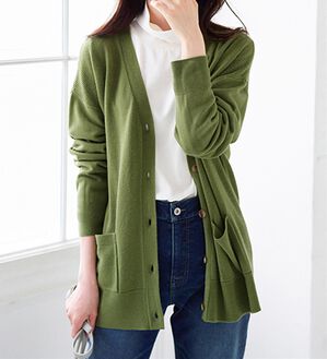 BELLUNA（ベルーナ）の「もちもちカシミヤタッチニットカーディガン（ニットカーディガン）」｜グリーン