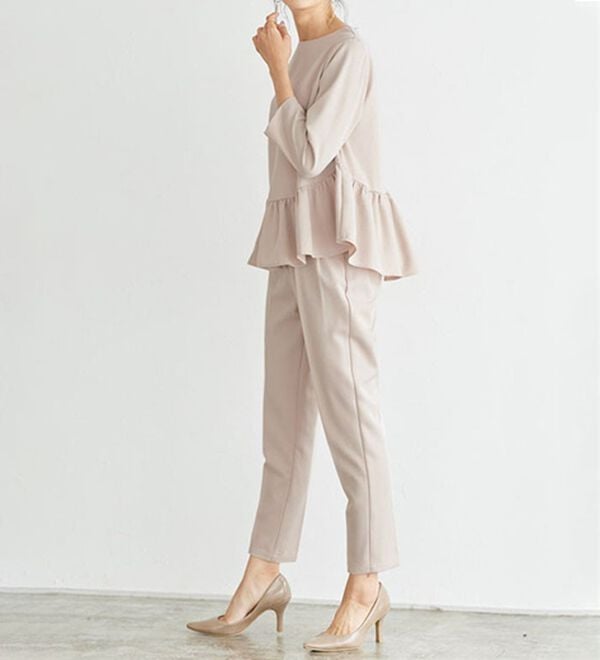 Pierrot（ピエロ）の「【選べる丈】大人のフリルセットアップ（セットアップ）」｜詳細画像