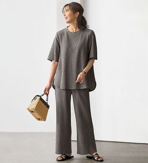 BELLUNA（ベルーナ）の「ぐんと華やぐ！ふくれジャカードセットアップ（セットアップ）」｜グレージュ