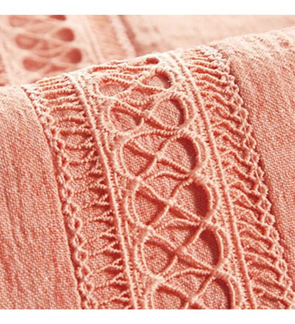 BELLUNA（ベルーナ）の「楊柳素材レース切替オーバーブラウス（チュニック）」｜詳細画像