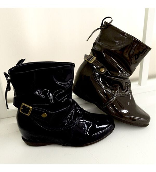 BELLUNA（ベルーナ）の「雨の日でも美脚魅せレインブーツ（レインシューズ）」｜詳細画像