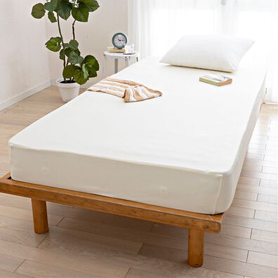 iellio（イエリオ）の「強冷感！お買得のびのびシーツ＜洗える・ベッドシーツ・ボックスシーツ・フィットシーツ・伸縮・シングル・セミダブル・ダブル＞（敷布団カバー・シーツ）」