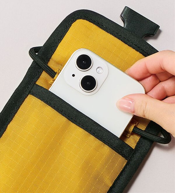 BELLUNA（ベルーナ）の「どこにでもスマホ入れポシェット（その他バッグ）」｜詳細画像