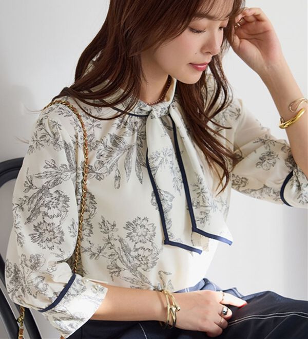 alotta（アロッタ）の「袖口パール6分袖ブラウス（ブラウス）」｜詳細画像