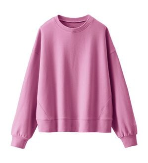 BELLUNA（ベルーナ）の「袖ワンポイント刺しゅう裏毛プルオーバー（カットソー）」｜ピンク