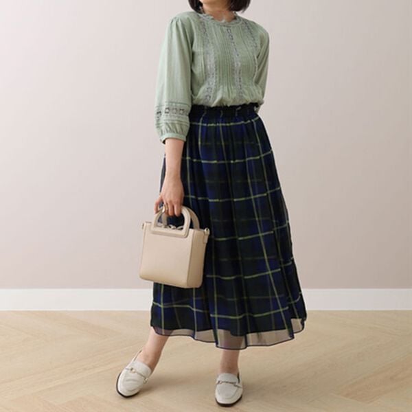 BELLUNA（ベルーナ）の「チェック柄プリントスカート（ロングスカート）」｜詳細画像
