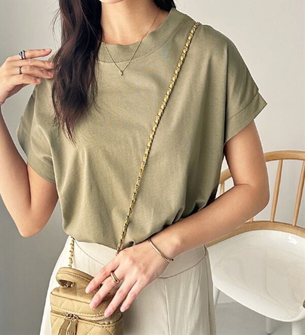 GeeRA（ジーラ）の「綿１００％フレンチスリーブチュニックＴシャツ（カットソー）」｜詳細画像