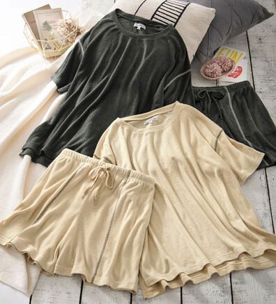 YU'NOW（ユナウ）の「【上下２点セット】ひんやりとろけるレーヨンブレンドパイルパジャマ（パジャマ・ルームウェア）」