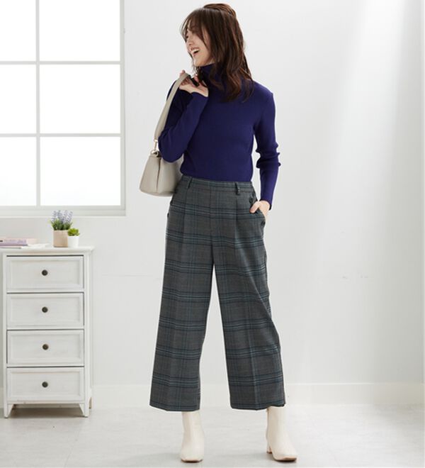 BELLUNA（ベルーナ）の「サマ見え（W）ボタン使いワイドパンツ（ワイドパンツ・ガウチョ）」｜詳細画像