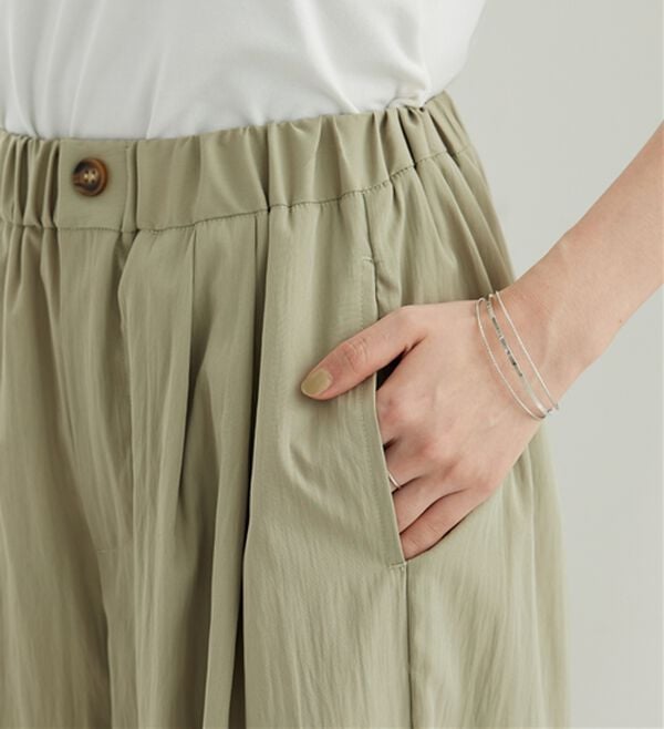 BELLUNA（ベルーナ）の「ビンテージ調タックワイドパンツ（ワイドパンツ・ガウチョ）」｜詳細画像