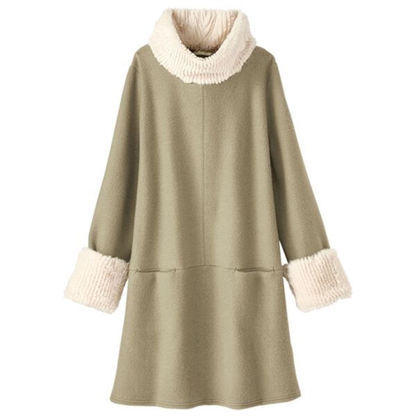 BELLUNA（ベルーナ）の「ポイントファー使いチュニック（チュニック）」｜セージ