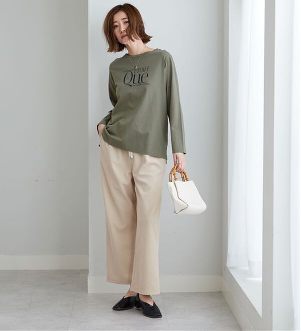 BELLUNA（ベルーナ）の「【着回しのミカタ！】綿100％大人顔サマ見えプリントロンT（カットソー）」｜詳細画像