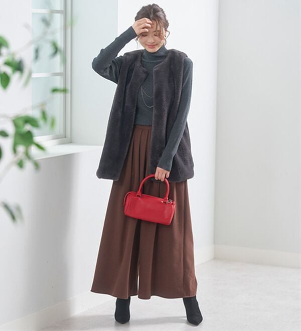BELLUNA（ベルーナ）の「タックデザインスカーチョ（フルレングスパンツ）」｜詳細画像