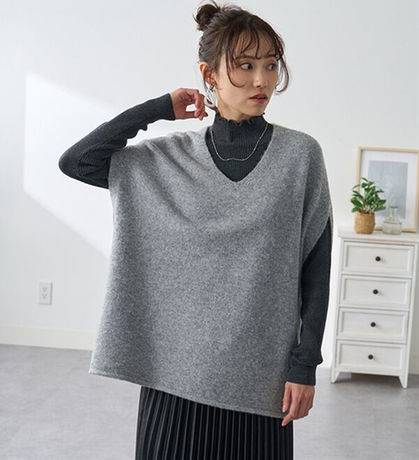 BELLUNA（ベルーナ）の「ふんわりヤクタッチゆったりニットベスト（ベスト）」｜詳細画像