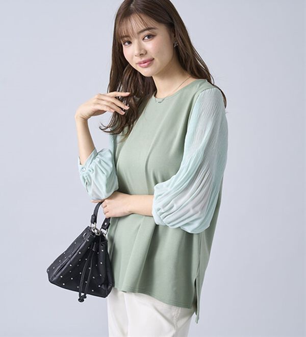 BELLUNA（ベルーナ）の「ヒンヤリ！プリーツ使いデザインプルオーバー（カットソー）」｜詳細画像