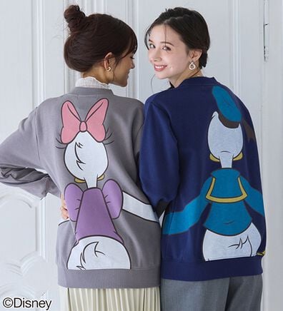 BELLUNA（ベルーナ）の「＜Ｄｉｓｎｅｙ＞【ドナルド＆デイジー】抱き着きプリント裏起毛トレーナー（カットソー）」