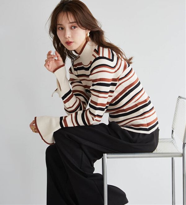 RANAN（ラナン）の「配色使いフレアー袖プチハイネックリブニット（ニット・セーター）」｜詳細画像