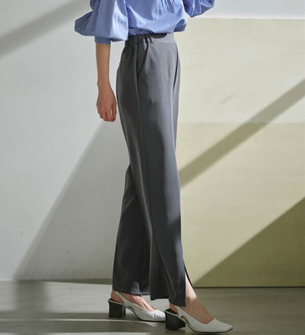 RANAN（ラナン）の「機能付センタースリットフレアーパンツ（フルレングスパンツ）」｜チャコール