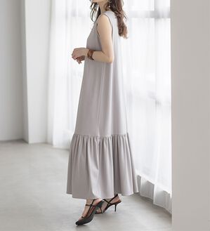 RANAN（ラナン）の「ひんやり！着回しもできる！裾切替ロングワンピース（ロングワンピース）」｜ライトグレー