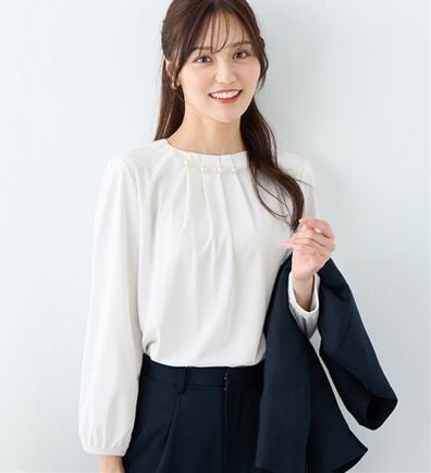 alotta（アロッタ）の「のびのび楽ちん！多機能上品パールデザインブラウス（ブラウス）」