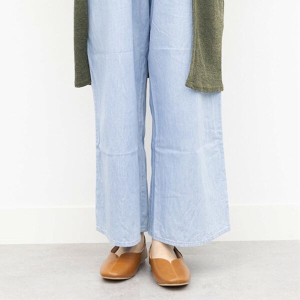 BELLUNA（ベルーナ）の「美ラインカッティングチラリ花柄パンプス（パンプス）」｜詳細画像