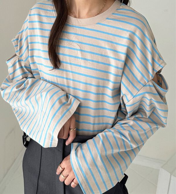 GeeRA（ジーラ）の「袖スリットボーダーカットソー（カットソー）」｜ベージュ系