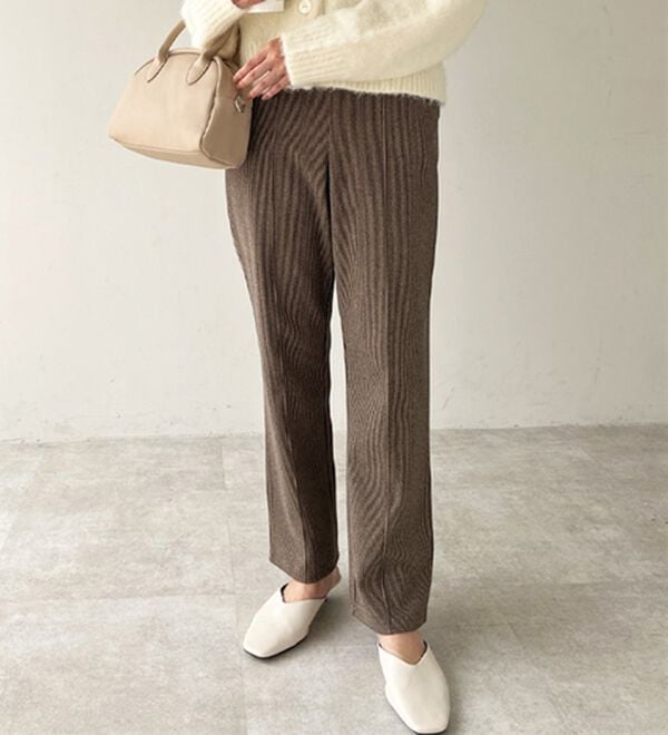 GeeRA（ジーラ）の「ウールライクピンタックストレートパンツ（ワイドパンツ・ガウチョ）」｜詳細画像